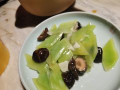 青笋炒蘑菇-小吊梨汤·北京菜·烤鸭(鸟巢店)