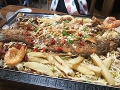 -东来菜馆•手抓海鲜家常菜•海鲜锅贴(鸽子窝店)
