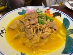 酸辣金汤肥牛-大牌大·传统杭帮菜(湖滨店)