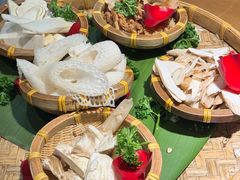 -菌彩云南野生菌火锅(万达广场店)