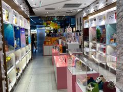 -泡泡玛特POPMART(东直门来福士店)