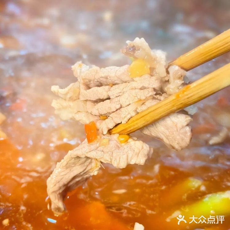 新年，火锅要吃现炒的！素菜还免费[坏笑]