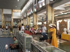 -ခြောက်ထပ်ကြီးရွှေသာလျောင်းဘုရားကြီး