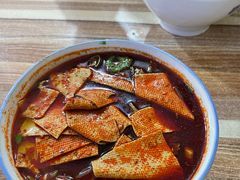 -老字号杨坡红油米线腊汁肉夹馍(东四道巷店)