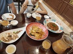 -鹿鸣春饭店(总店)