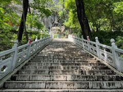 -九鼎铁刹山风景区