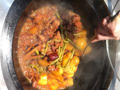 -山河屯铁锅炖(哈西站店)