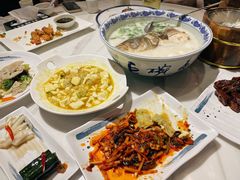 -南京金牛湖巨碗鱼头