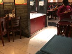 -佬钱湾仔(衣裳街店)
