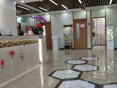 -茂菊口腔连锁(浦东南路店)