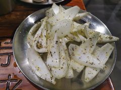 洋葱-原始泥炉烤肉(总店)
