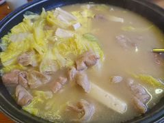 -闯关东东北农家菜(崂山石老人店)