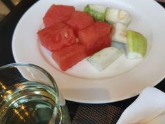 -大中华希尔顿酒店-念自助餐·嗨啤·小龙虾