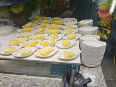 鲜榴莲-一方渔歌蒸汽海鲜自助(文化路万达广场店)