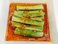 酱拍黄瓜-清真餐厅·回乡麦客
