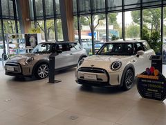 -上海普陀宝诚MINI4S店(红柳路店)