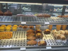 -好利来(上海虹桥新天地Lab主题店)