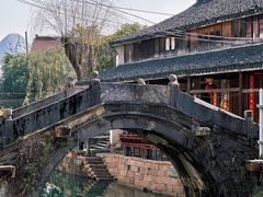 -丝绸小镇荻港古村