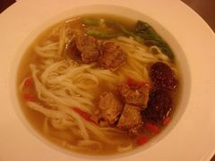 -康师傅私房牛肉面(马泉营奥莱店)