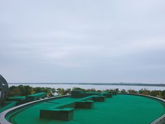 -上海滴水湖皇冠假日酒店