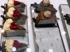 -红跑车蛋糕世界(清江路店)