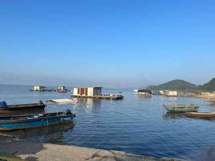 流浮山-"流浮山在元朗区,沿途牌坊进入巷里两旁均有."-大众点评移动版