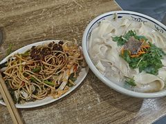 -吕记清真美食城(永兴服装街店)