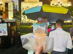 -詹爷爷乌节路街头冰淇淋
