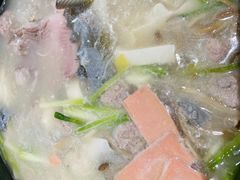 -洪平血旺椒麻鸡雅鱼饭店(熊猫大道店)