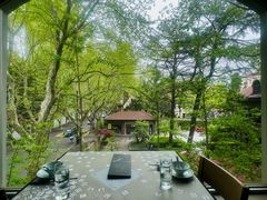 -穹六人间 people 6(岳阳路店)