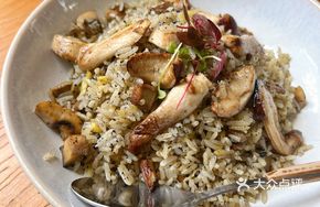 Truffle Foie Gras and Enoki Mushroom Fried Rice