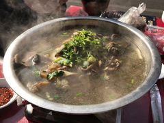 -谢老五跷脚牛肉·非遗传承店