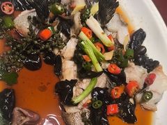 -龙悦湾酒家·八阵鱼生·渔人码头店