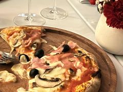 -卡佩罗意大利餐厅及酒吧Al Cappello Trattoria