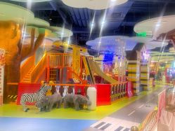 -MELAND CLUB亲子乐园•派对(虹桥万象城店)