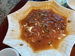 -鲁朗纳麦石锅鸡庄园