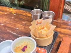 -银米·云南传统过桥米线(双廊黑金冠店)