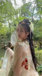 -一揽芳华汉服旗袍体验馆(拙政园店)
