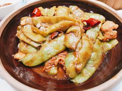 -车之谷·汽车文化主题餐厅(汽开店)