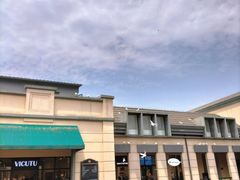 -王府井奥莱临潼小镇(临潼店)