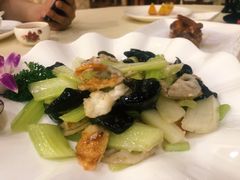 百花碧绿酿藕夹-中山国际酒店中餐厅