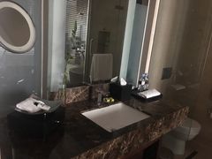 -青岛海尔洲际酒店