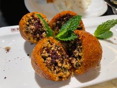 -Efes Turkish & Mediterranean Cuisine 艾菲斯餐厅(陆家嘴店)