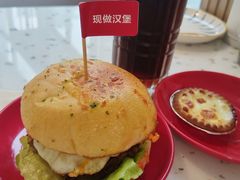 -必胜客(大坪英利店)
