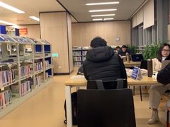 -杭州滨江区图书馆科技分馆
