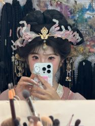 -一揽芳华汉服旗袍体验馆(拙政园店)