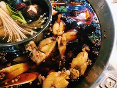 美蛙鱼头红汤加菌汤-味仙疯美蛙鱼头火锅(宜兴旗舰店)