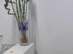 -安东易迷你仓自助寄存仓库(淞虹路店)