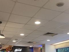 -麦当劳(中唱大厦店)