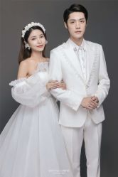 点击看大图 -挪娅婚纱摄影皇家会所